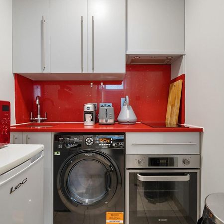 Modern Studio Apartment Londres Exterior foto